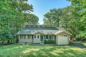 120 Edgewater Dr
