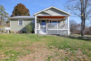 214 E High St