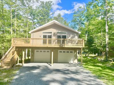 1081 Lakeland Drive