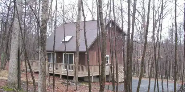 121 Ash Lane