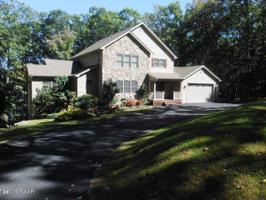 813 Blackbirch Ct