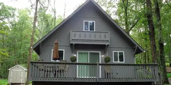 102 Garret Ct