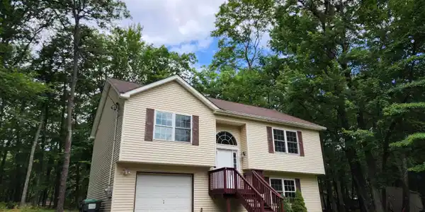 237 Ridge Dr