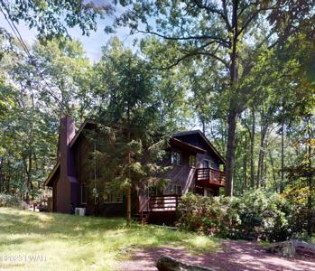 111 Bayberry Dr