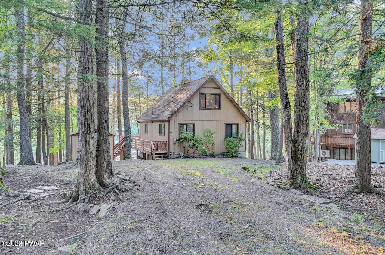 1148 Beaver Lake Dr, Lake Ariel, PA lhrmls01756252