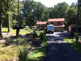 101 Hawk View Dr