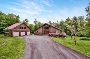 17 Ridgewood Ln