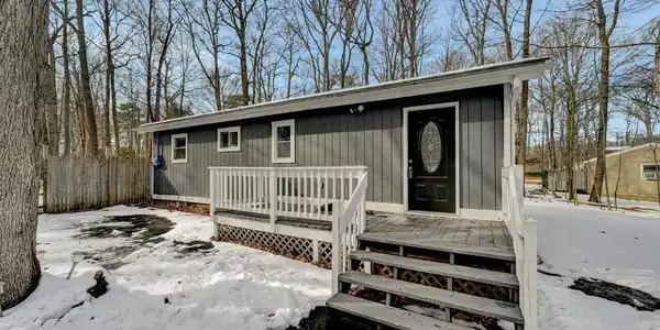 119 Hemlock Rd