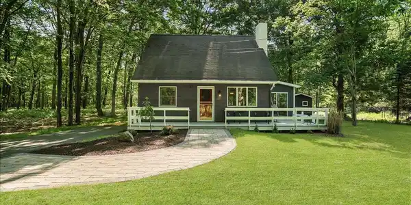 122 Ridge Dr