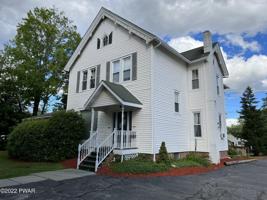 601 Broad St