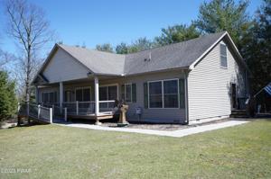 1042 Bear Trail Rd