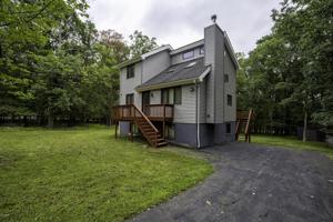 143 Karl Hope Blvd