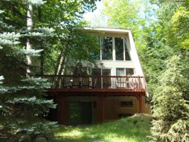 2273 Lakeview Dr