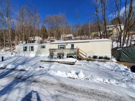 24 Settlers Vlg Rd
