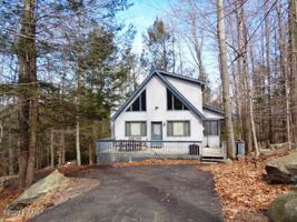 3559 Chestnuthill Dr