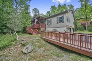 214 Parkwood Dr