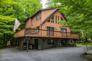 212 Parkwood Dr