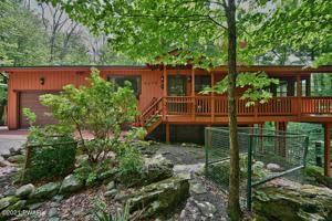 11 Chippewa Ct