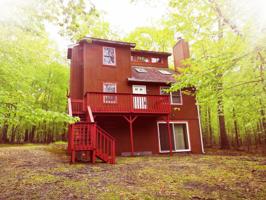 105 Dogwood Dr