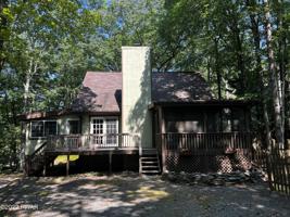 127 Eisenhower Dr