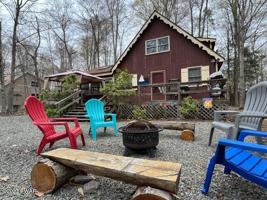 1155 Lakeland Dr