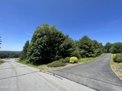 Manor Woods Court
