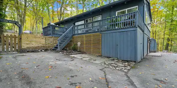 126 Buttercup Terrace
