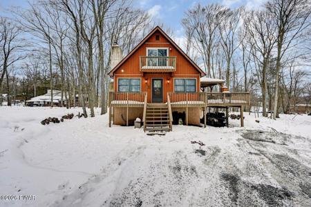 1055 Mountain Top Drive
