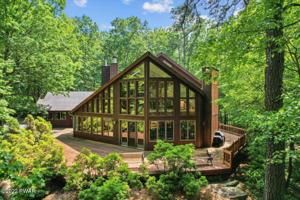813 Hickory Ct