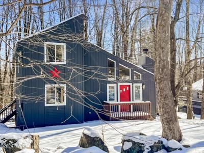 61 Woodridge Drive