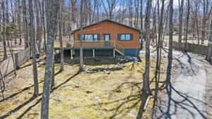 174 E Lake Dr