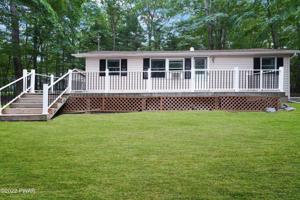 110 Mulberry Ln