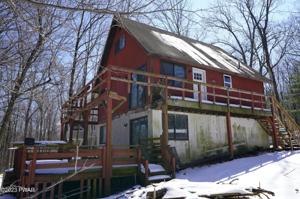 70 Hummingbird Ln