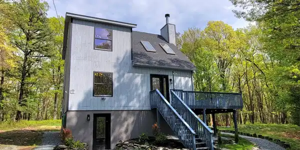 103 Crows Court