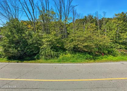 1526 Lakeview Drive W