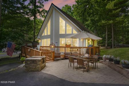 6 Lakeside Drive