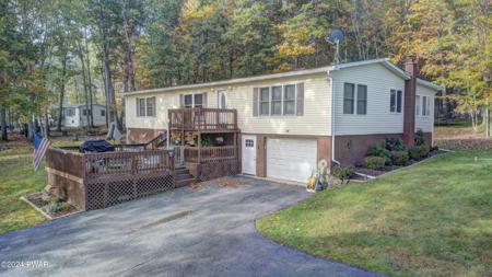 101 Meadowlark Court