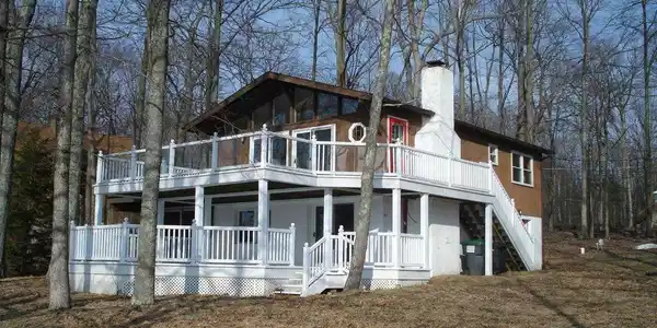 145 E East Lake Drive