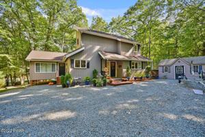 801 Falling Brook Ct