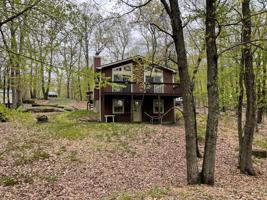 192 N Lake Dr