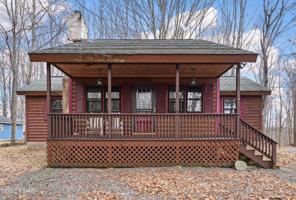 1343 Woodhill Ln