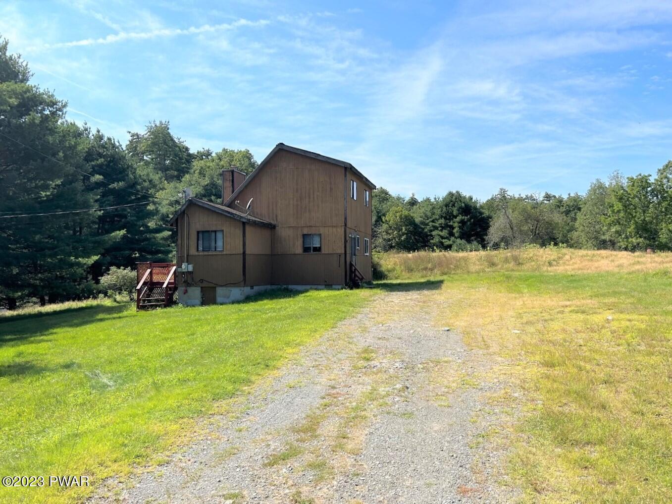 573 Westcolang Rd, Hawley, PA lhrmls01773249