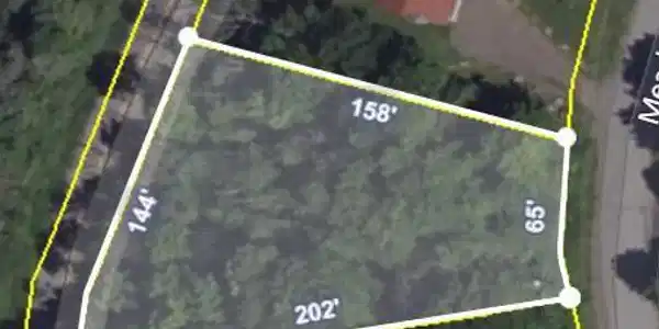 15 Meadowview Drive