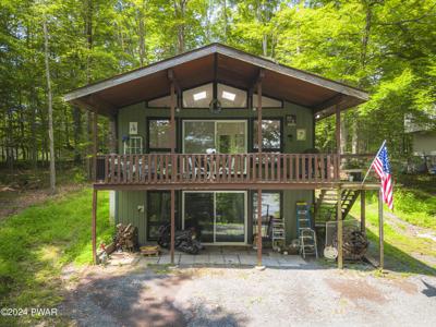 1339 Lakeview Drive W