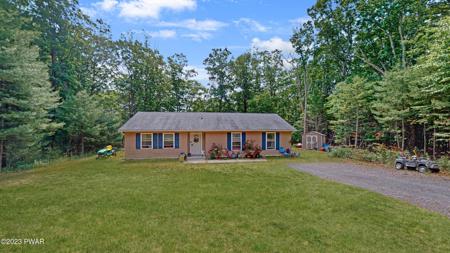 109 Pine Ln