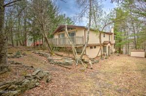 135 Pebble Rock Rd