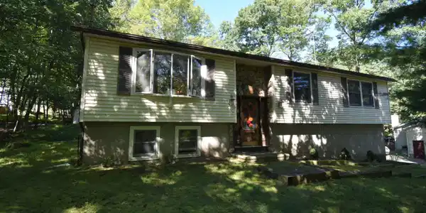 111 Dogwood Ter