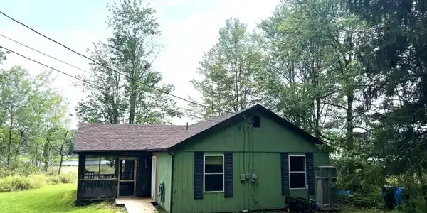 118 Lakeside