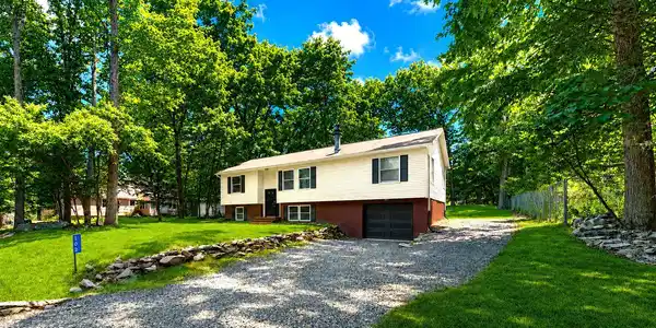 102 Forest Road
