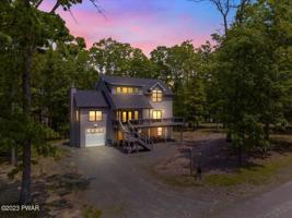 101 Chestnut Ct